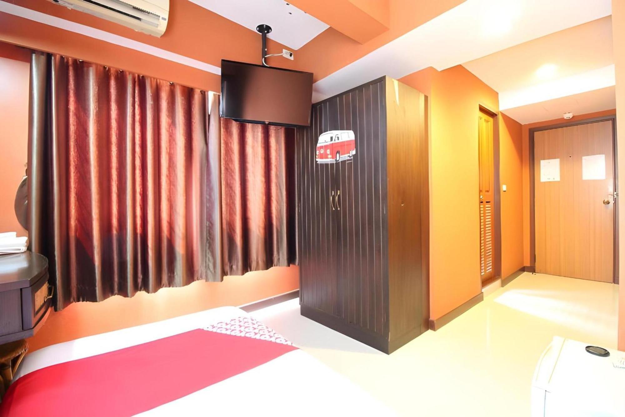 Pannee Lodge Khaosan - Sha Plus Banguecoque Exterior foto