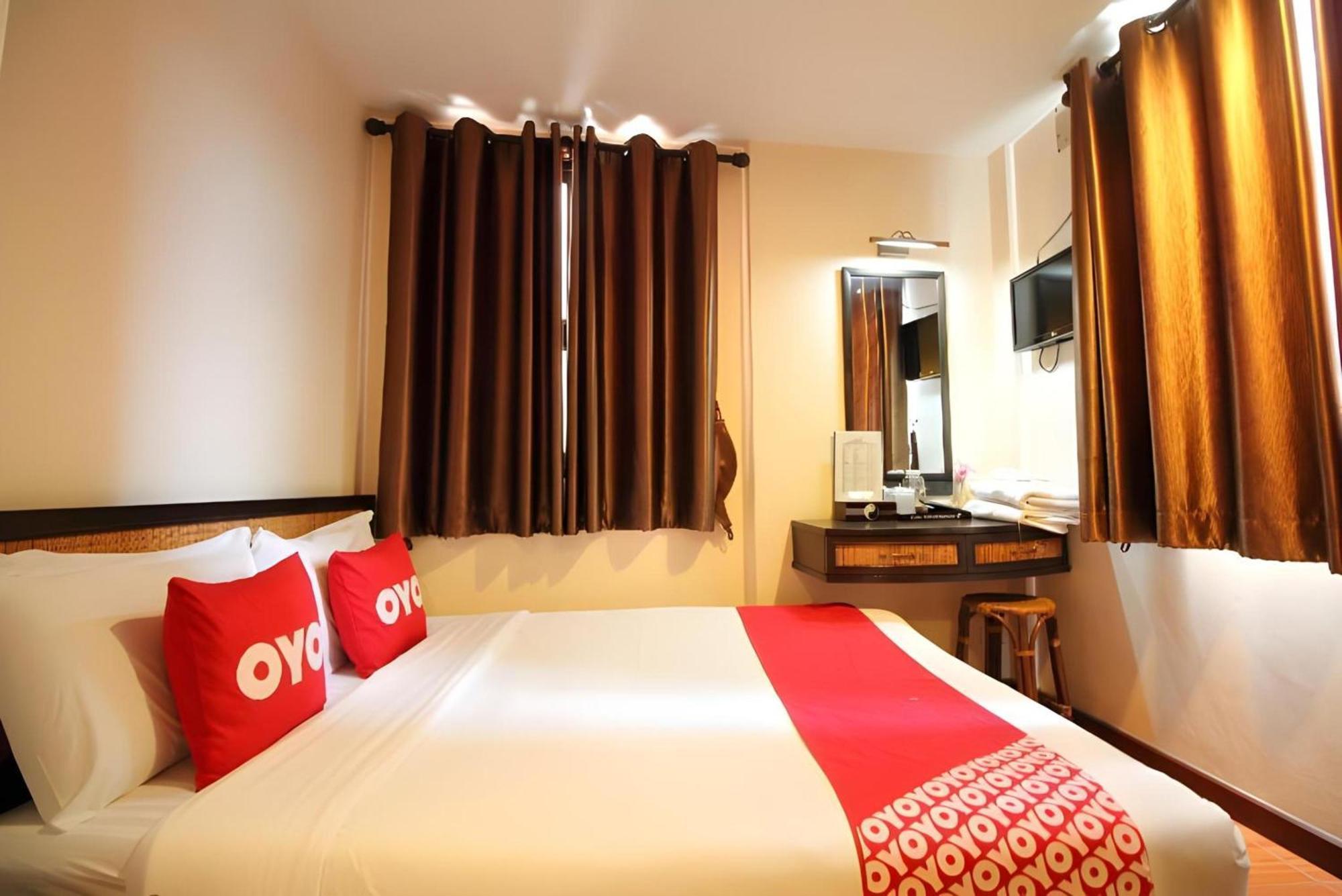 Pannee Lodge Khaosan - Sha Plus Banguecoque Exterior foto
