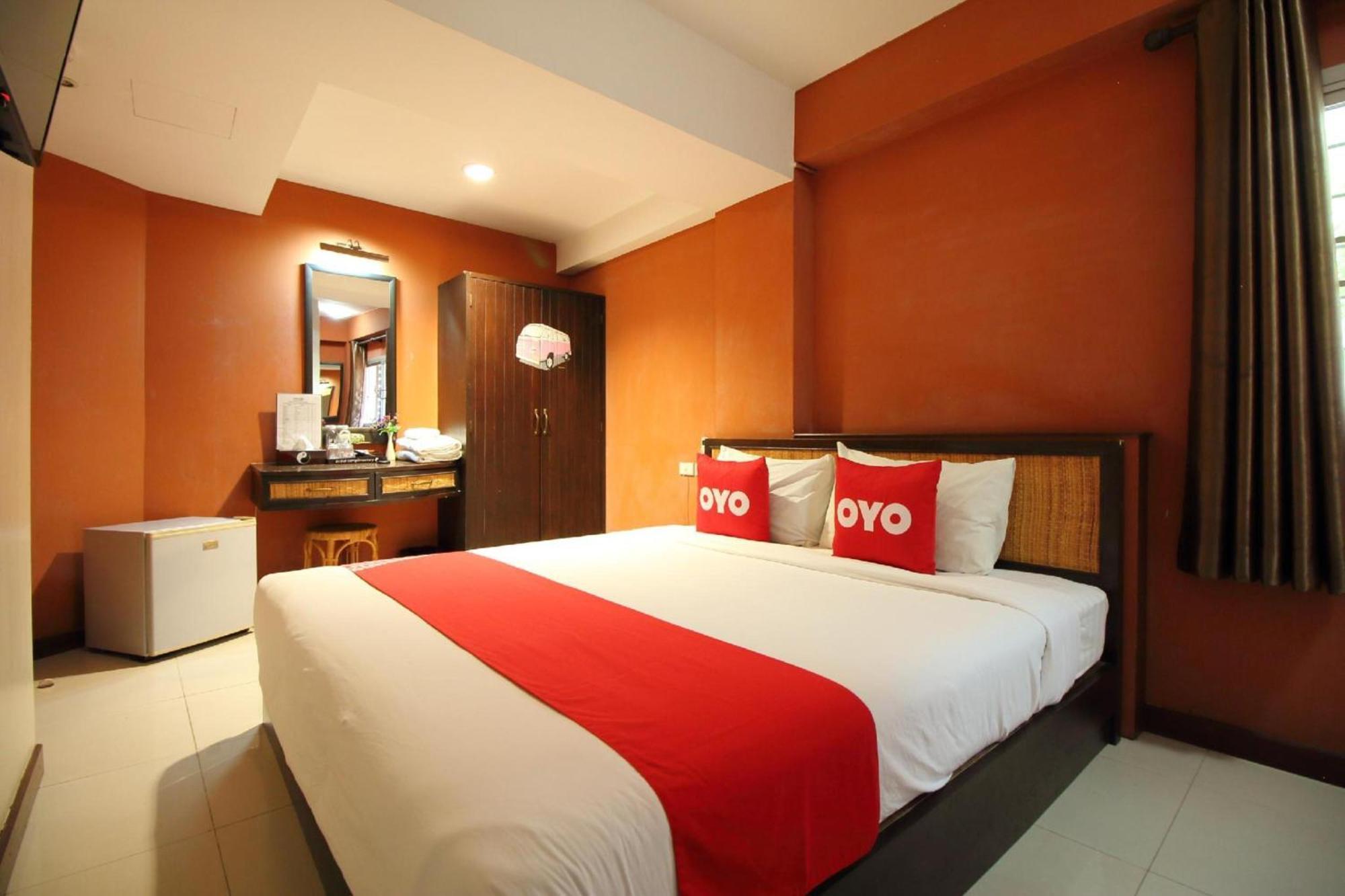 Pannee Lodge Khaosan - Sha Plus Banguecoque Exterior foto